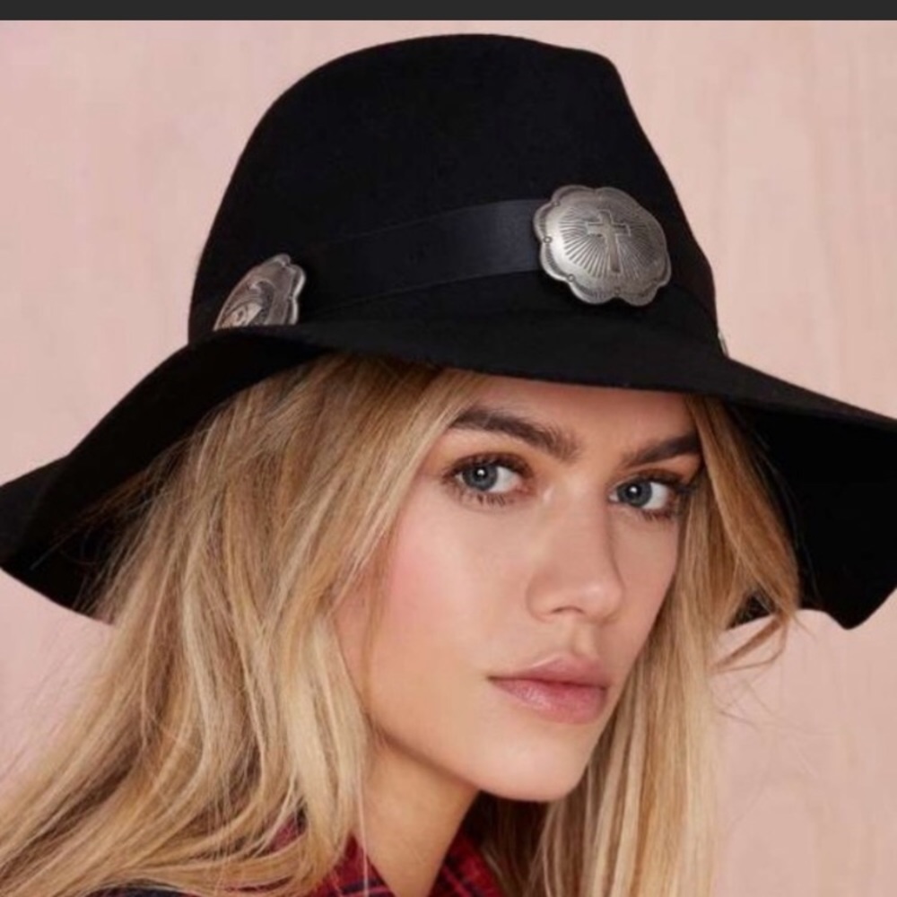 UNIF Concho Wool Hat